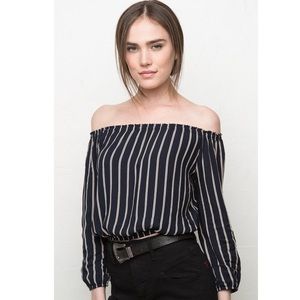 Brandy melville maura top